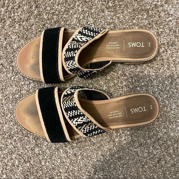 TOMS Women's Mariposa Slip-On City Sandals size 6 - Picture 5 of 8